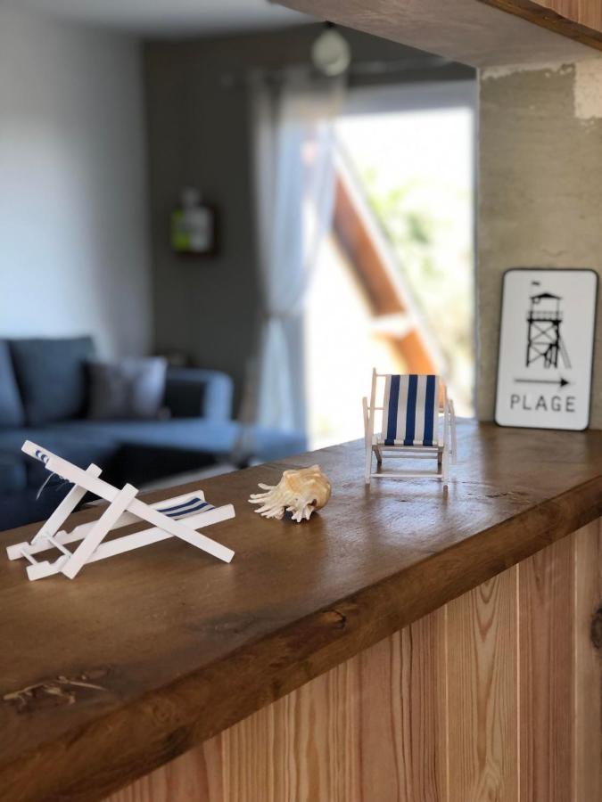 La maison penchée, avec jardin à 50m de la plage Asnelles Extérieur photo